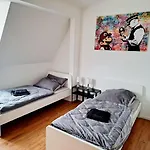 Work & In Apartman *