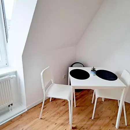 Apartman Work & In *