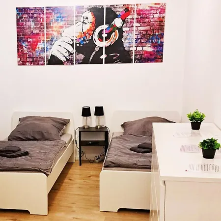 Work & In Apartman *